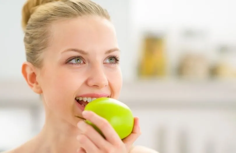 Agiz ve Dis Sagliginiza Iyi Gelecek yiyecekler Dr ozlem aylikci ortodonti uzmani seffaf plak uzmani invisalign uzmani invisalign provider invisalign teen provider.jpg